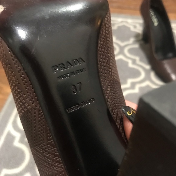 Prada - Picture 4 of 6